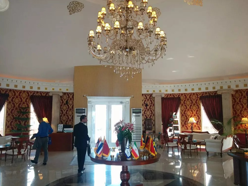 toranj hotel2