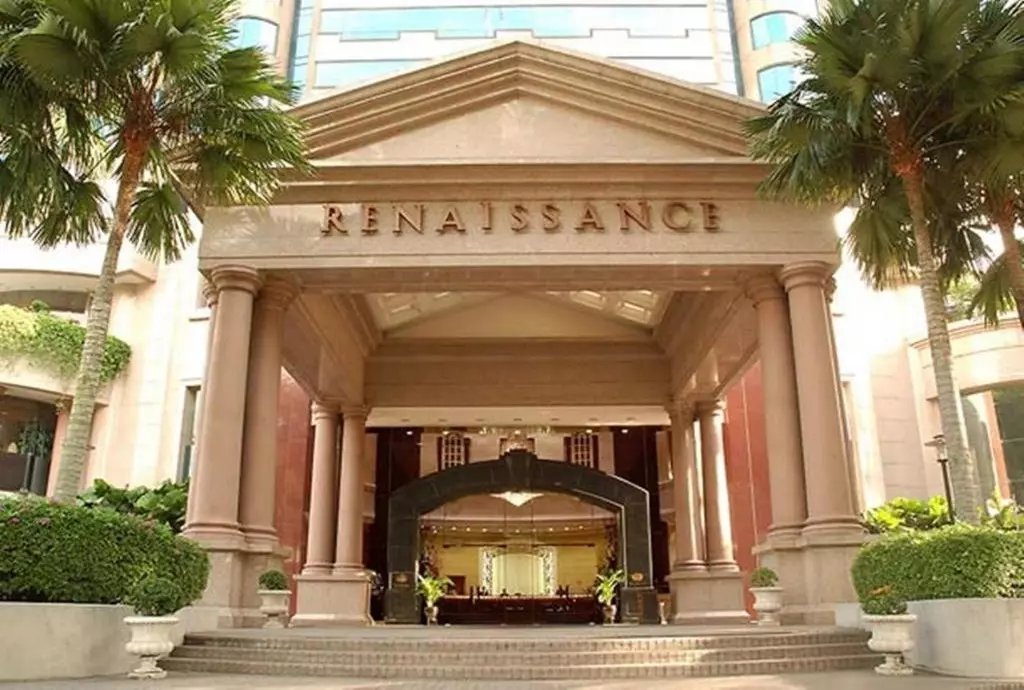 renaissance_kuala_lumpur_shabavizparvaz_01.jpg