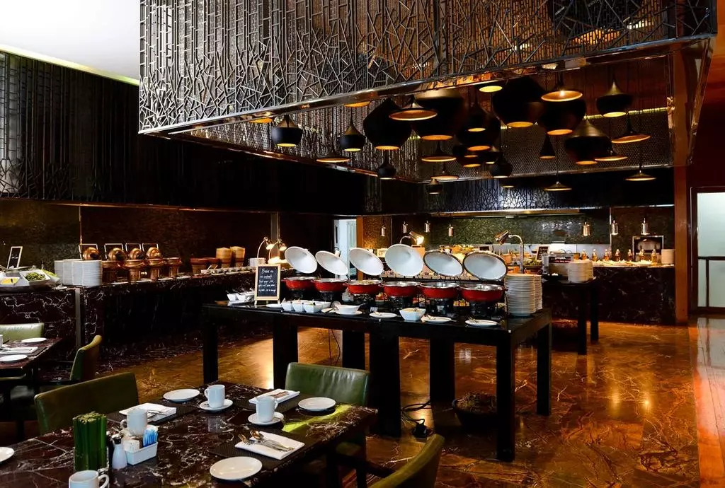 renaissance_shabavizparvaz_05.jpg renaissance_shabavizparvaz_05.jpg