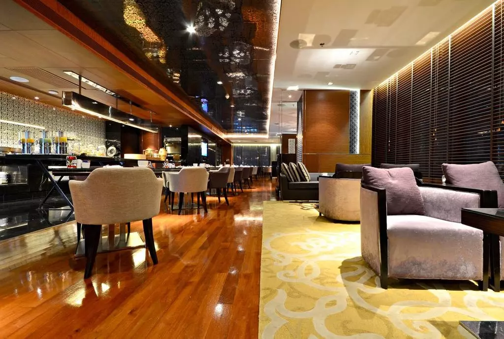 renaissance_shabavizparvaz_11.jpg renaissance_shabavizparvaz_11.jpg