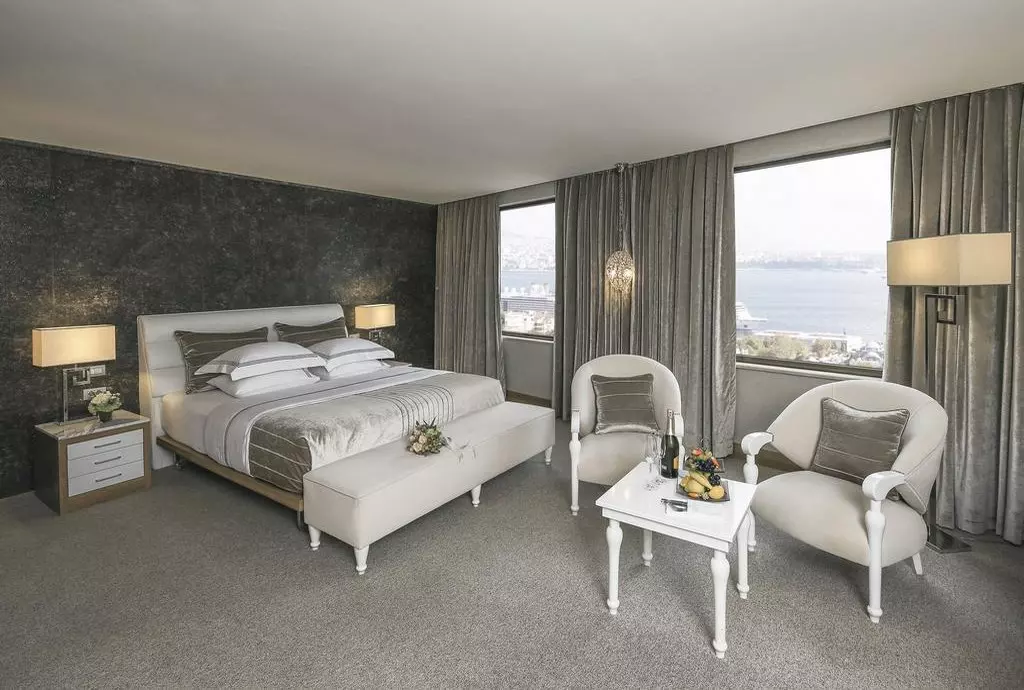 richmond_istanbul_shabavizparvaz_09.jpg