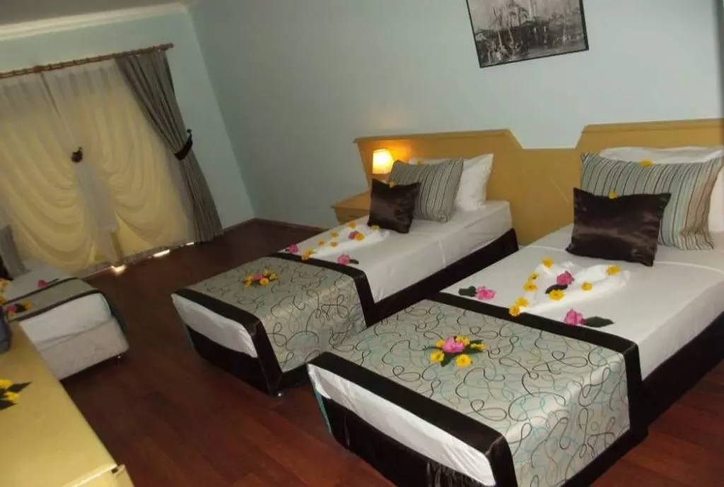 riosbeach_antalya_shabavizparvaz_10.jpg