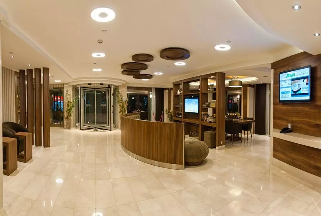riva_istanbul_shabavizparvaz_02.jpg