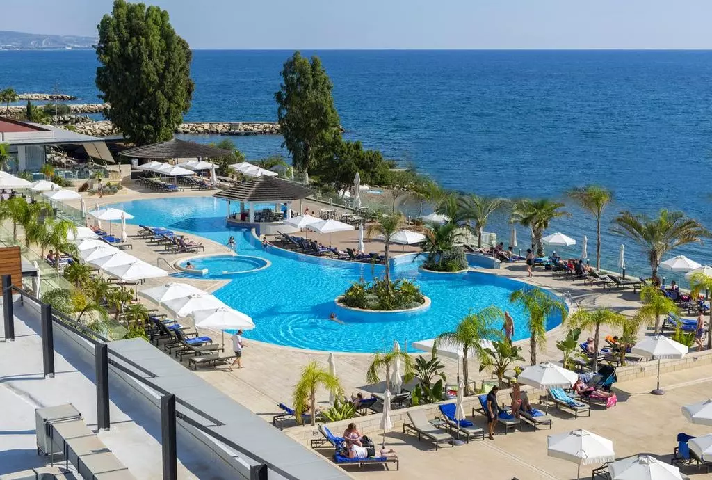 royal_apollonia_limassol_shabavizparvaz_06.jpg