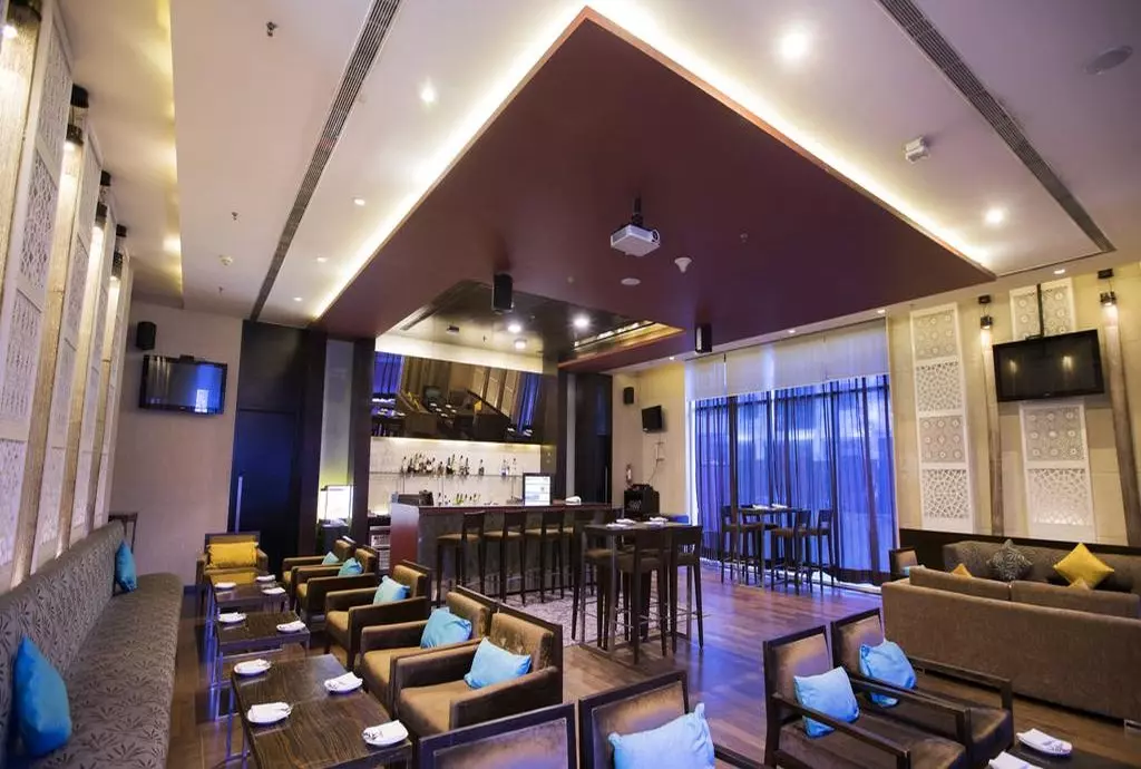 royal_orchid_jaipur_shabavizparvaz_05.jpg