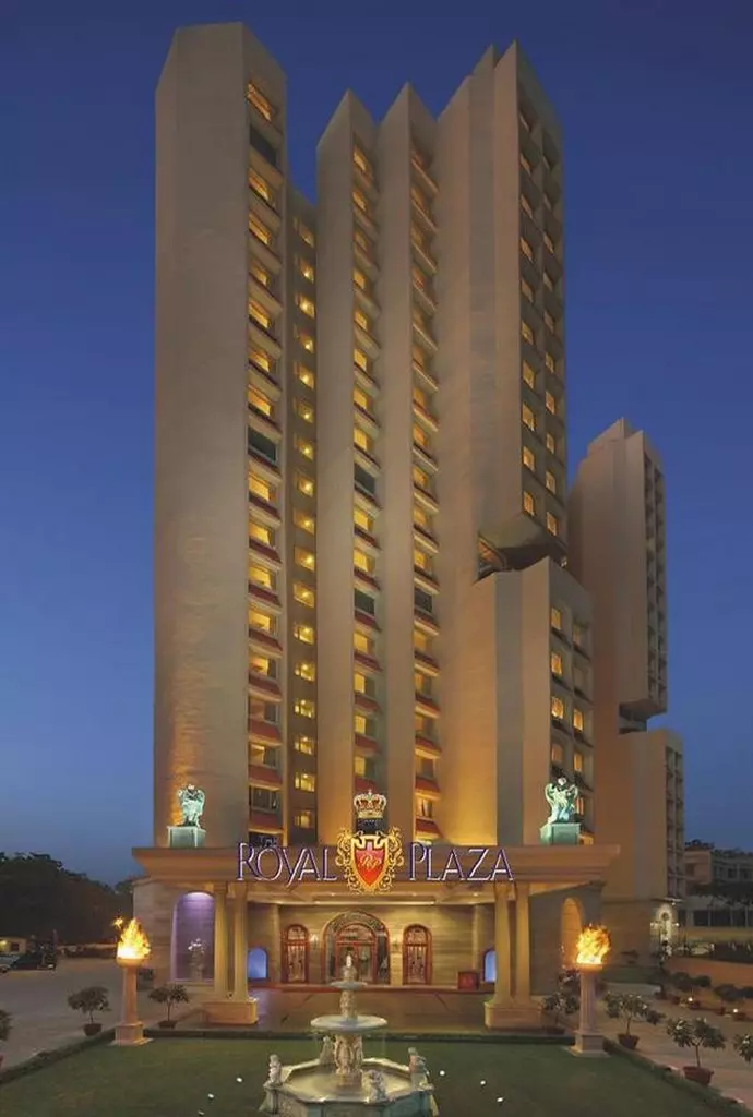 royal_plaza_delhi_shabavizparvaz_01.jpg