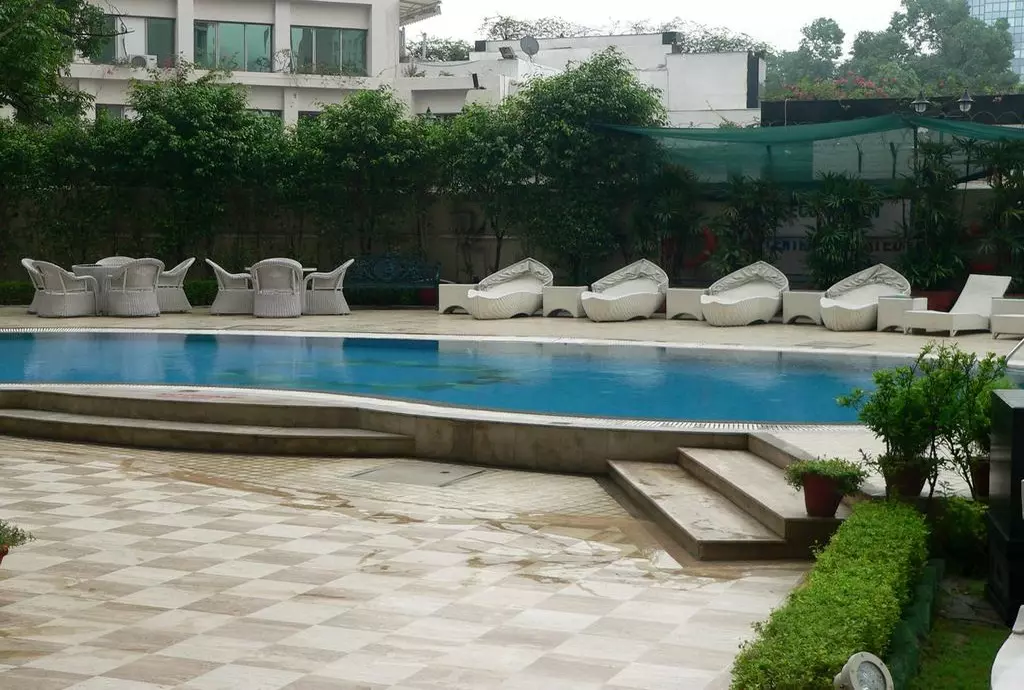 royal_plaza_delhi_shabavizparvaz_02.jpg