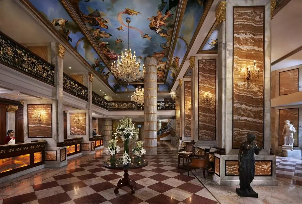 royal_plaza_delhi_shabavizparvaz_04.jpg