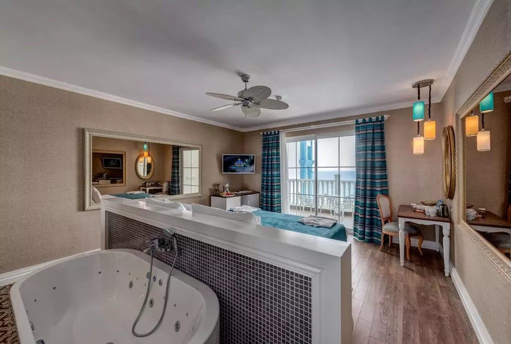 rubi_platinum_spa_resort_suites_shabavizparvaz_04.jpg
