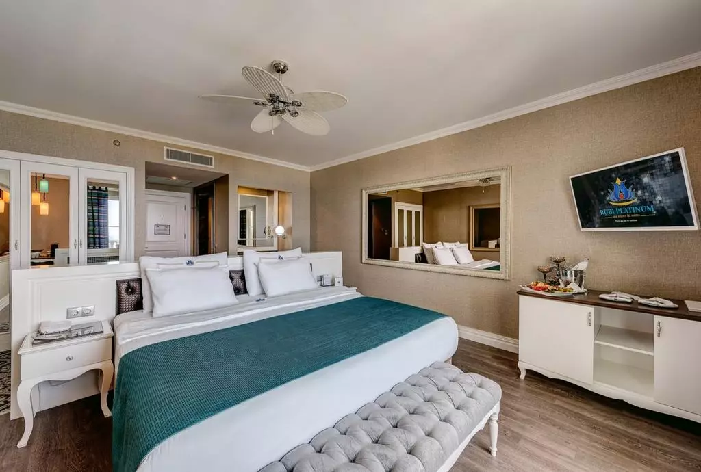 rubi_platinum_spa_resort_suites_shabavizparvaz_05.jpg