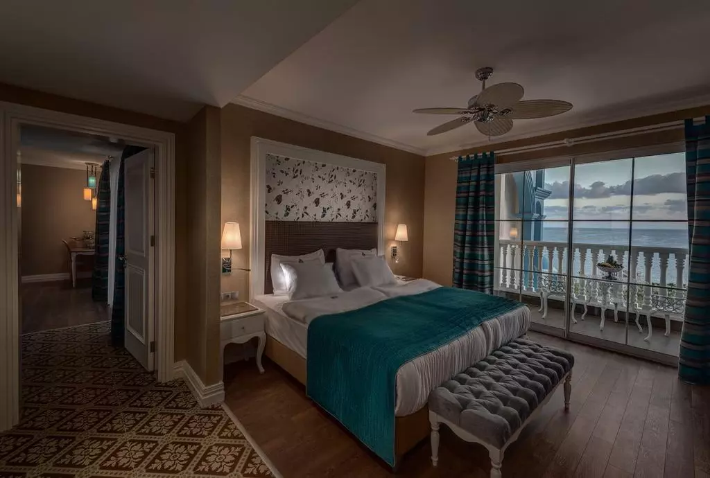rubi_platinum_spa_resort_suites_shabavizparvaz_07.jpg