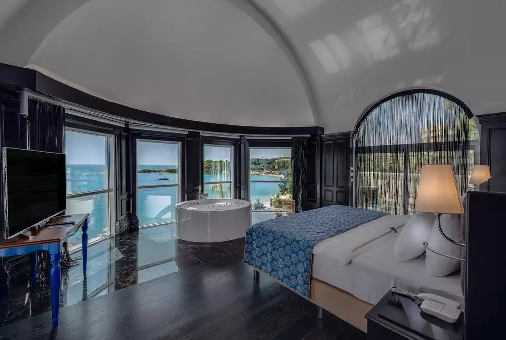 rubi_platinum_spa_resort_suites_shabavizparvaz_10.jpg