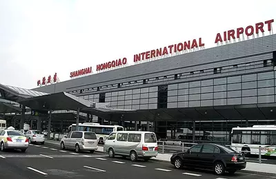 shanghai-hongqiao-airport_shabavizparvaz_little.jpg