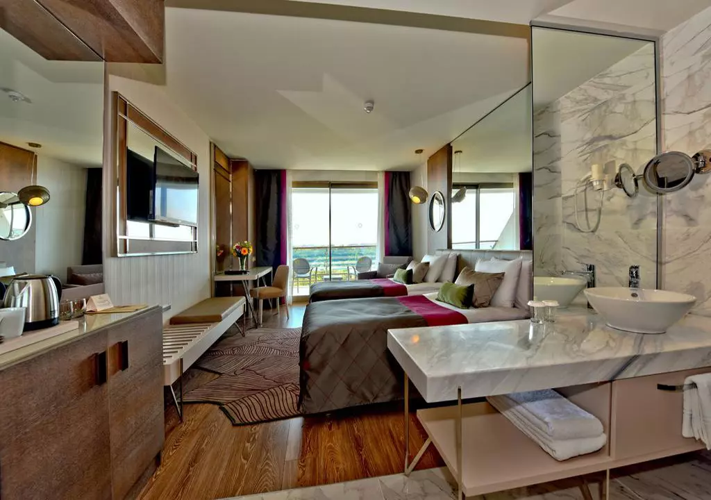 side_star_elegance_shabavizparvaz_22.jpg