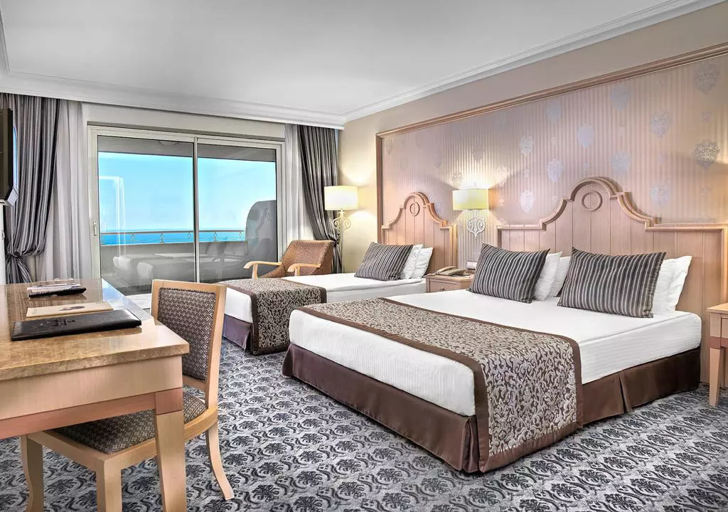 starlight_resort_shabavizparvaz_01.jpg