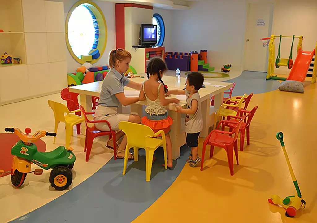 starlight_resort_shabavizparvaz_06.jpg