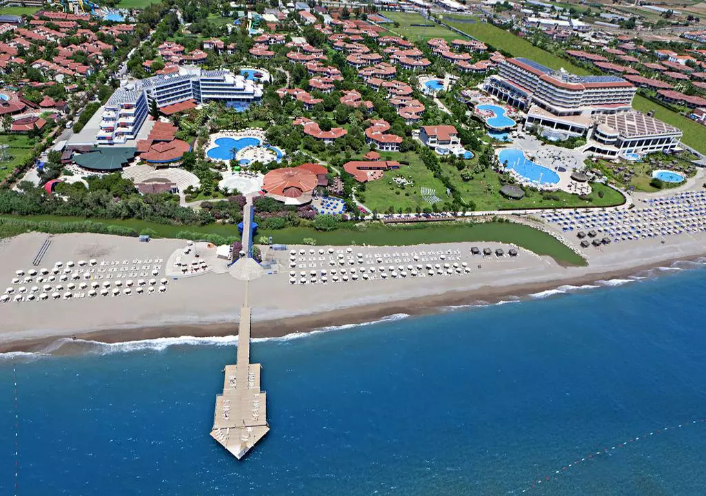 starlight_resort_shabavizparvaz_07.jpg