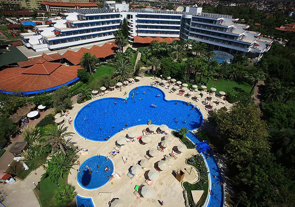 starlight_resort_shabavizparvaz_21.jpg