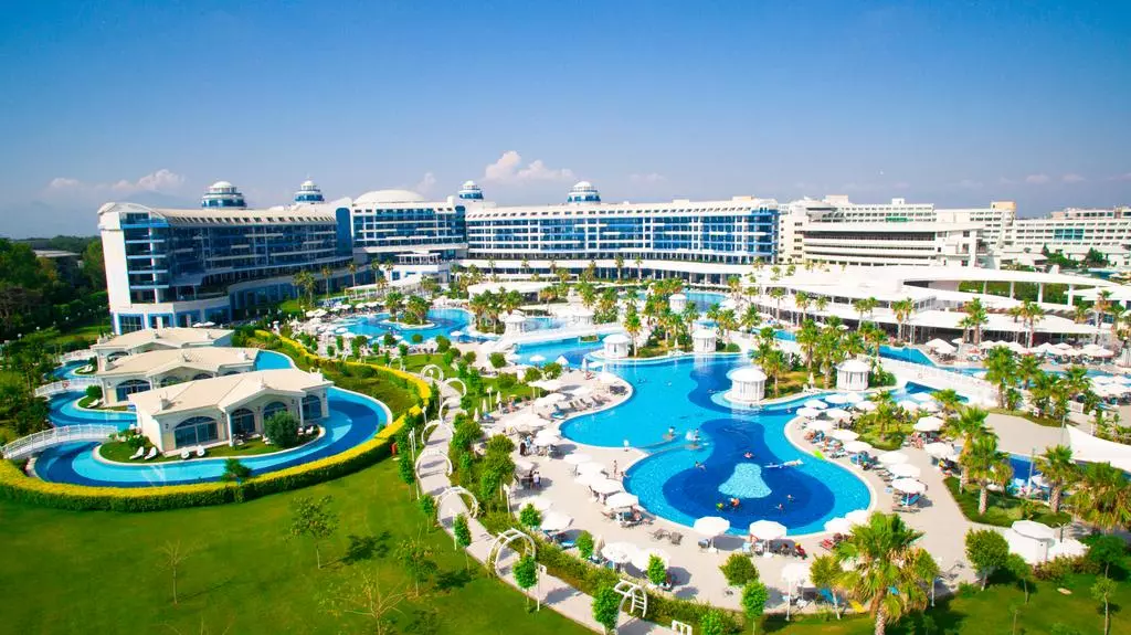 sueno_deluxe_belek_shabavizparvaz_01.jpg sueno_deluxe_belek_shabavizparvaz_01.jpg