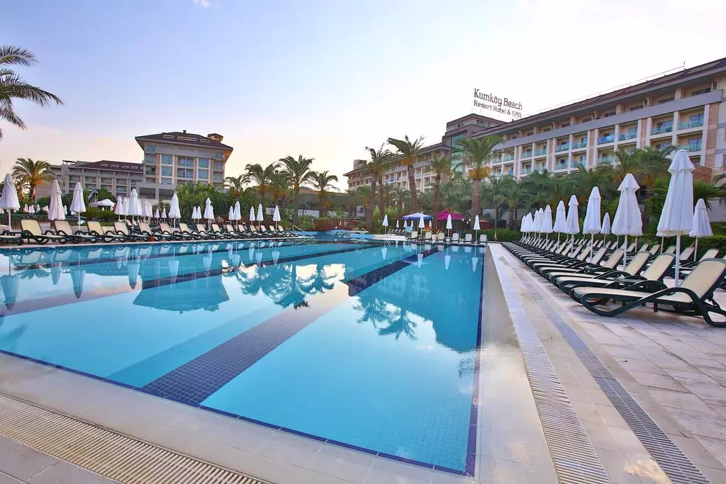 sunis_kumkoy_antalya_shabavizparvaz_02.jpg