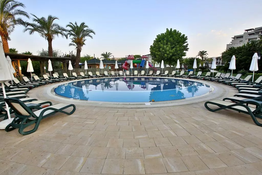 sunis_kumkoy_antalya_shabavizparvaz_03.jpg