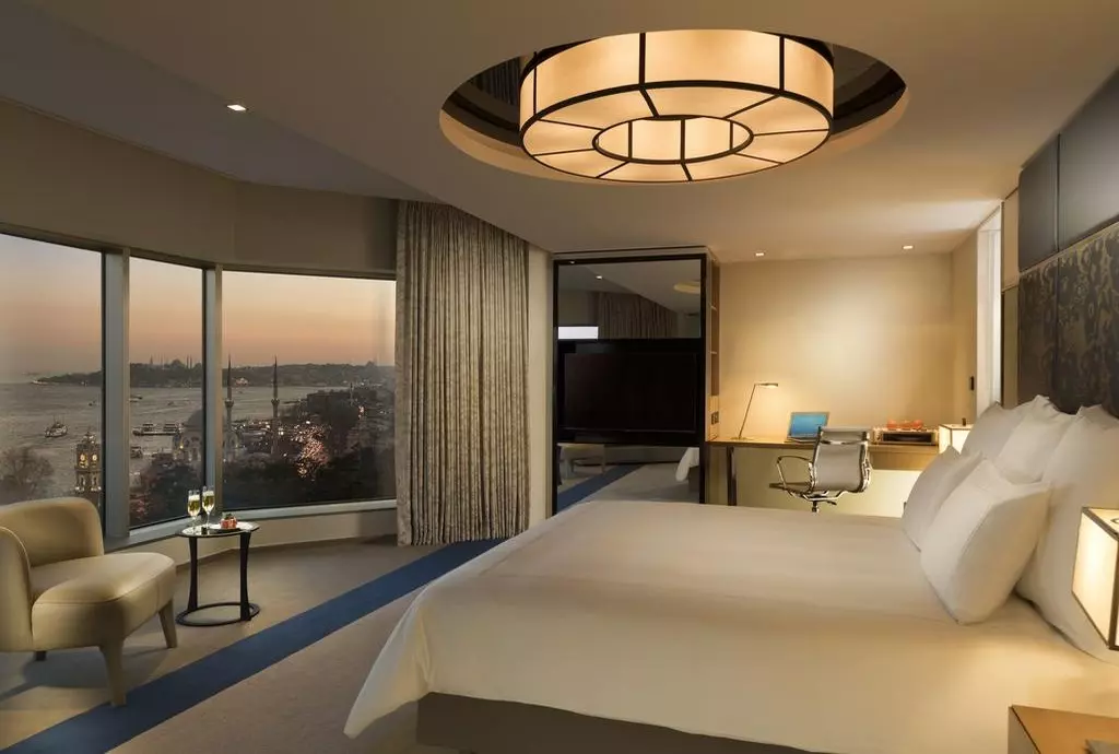 swissotel_istanbul_shabavizparvaz_18.jpg swissotel_istanbul_shabavizparvaz_18.jpg