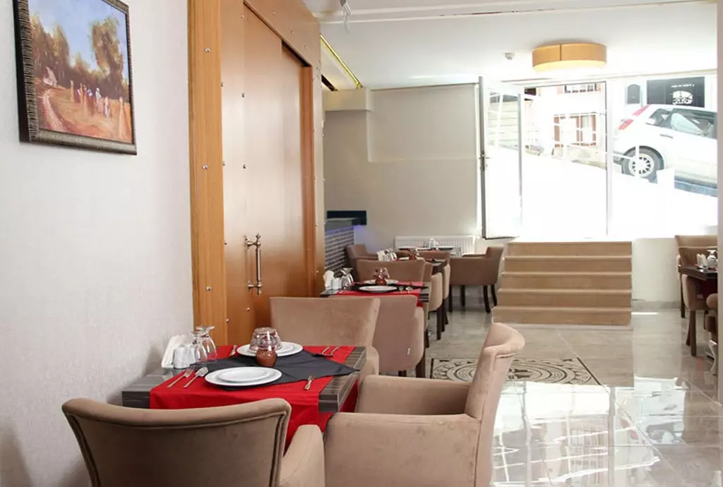 tamara_istanbul_shabavizparvaz_01.jpg tamara_istanbul_shabavizparvaz_01.jpg