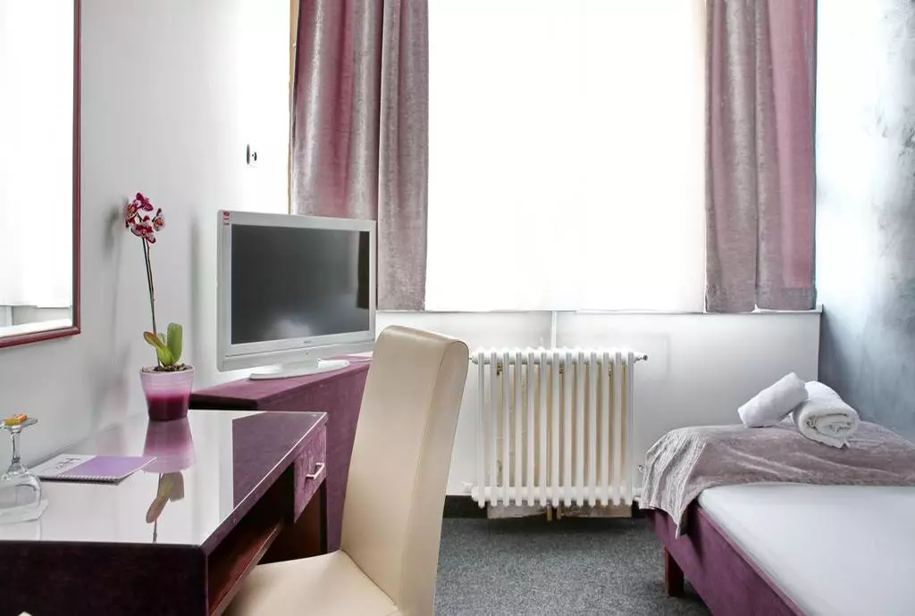 tash_belgrade_shabavizparvaz_11.jpg tash_belgrade_shabavizparvaz_11.jpg