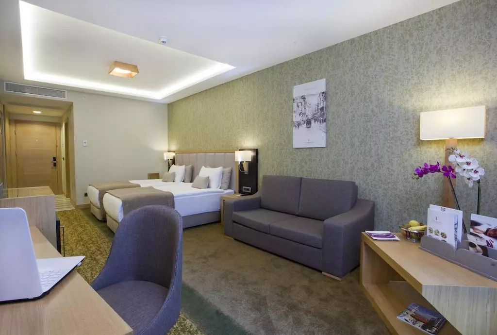 the_parma_istanbul_shabavizparvaz_13.jpg the_parma_istanbul_shabavizparvaz_13.jpg