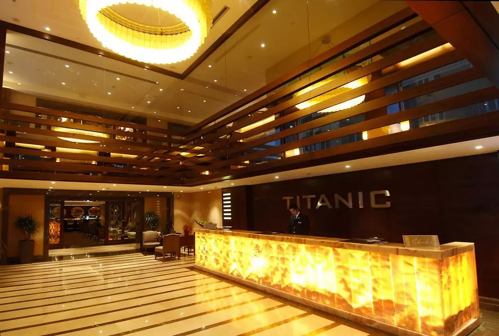 titanic_city_istanbul_shabavizparvaz_07.jpg