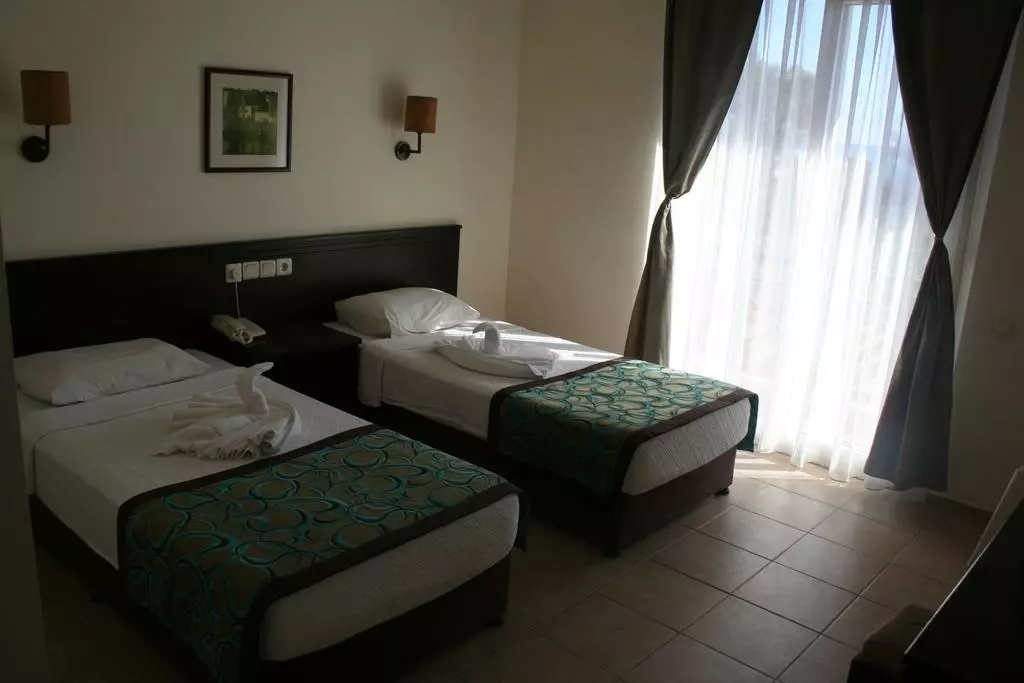 venus_hotel_shabavizparvaz_08.jpg
