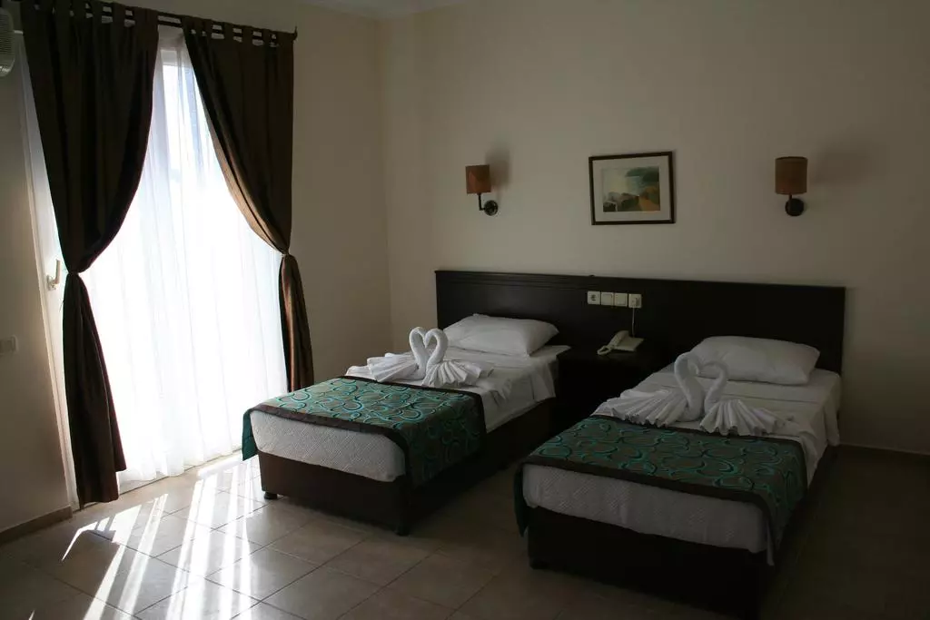 venus_hotel_shabavizparvaz_09.jpg