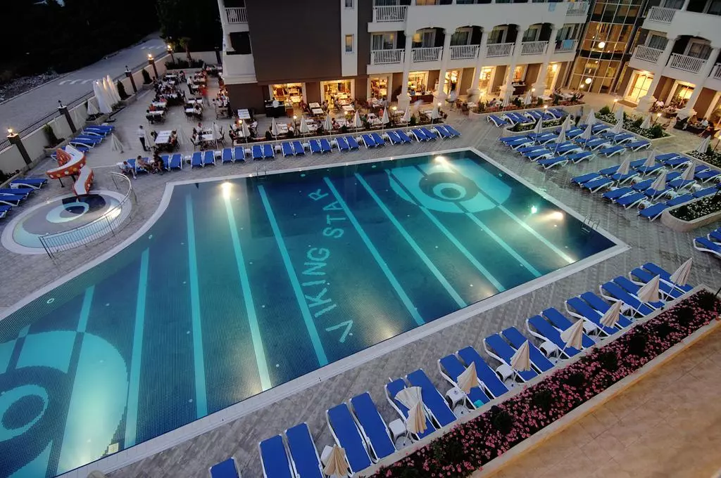 viking_star_antalya_shabavizparvaz_05.jpg