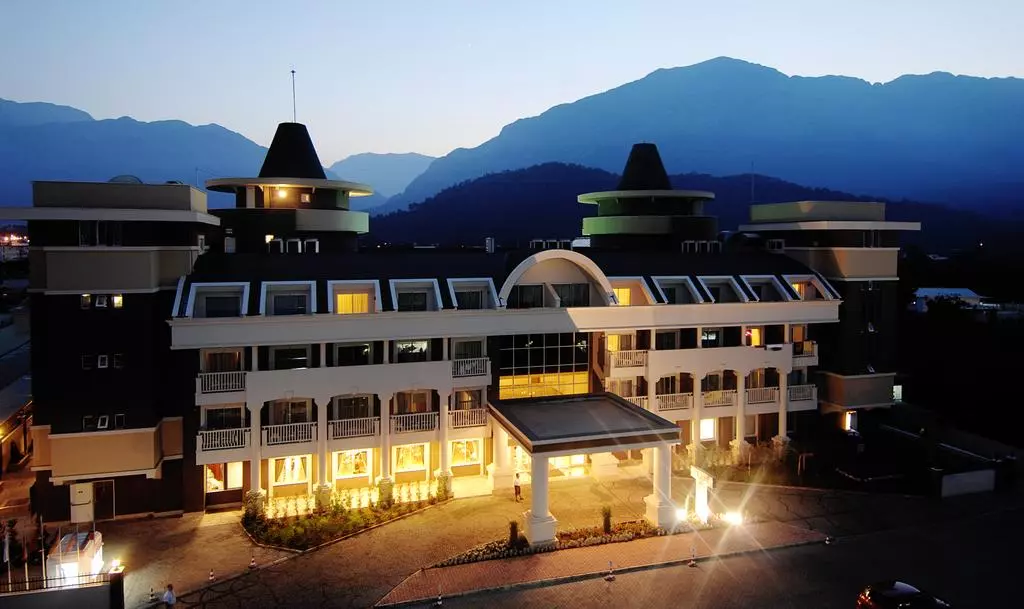viking_star_antalya_shabavizparvaz_06.jpg
