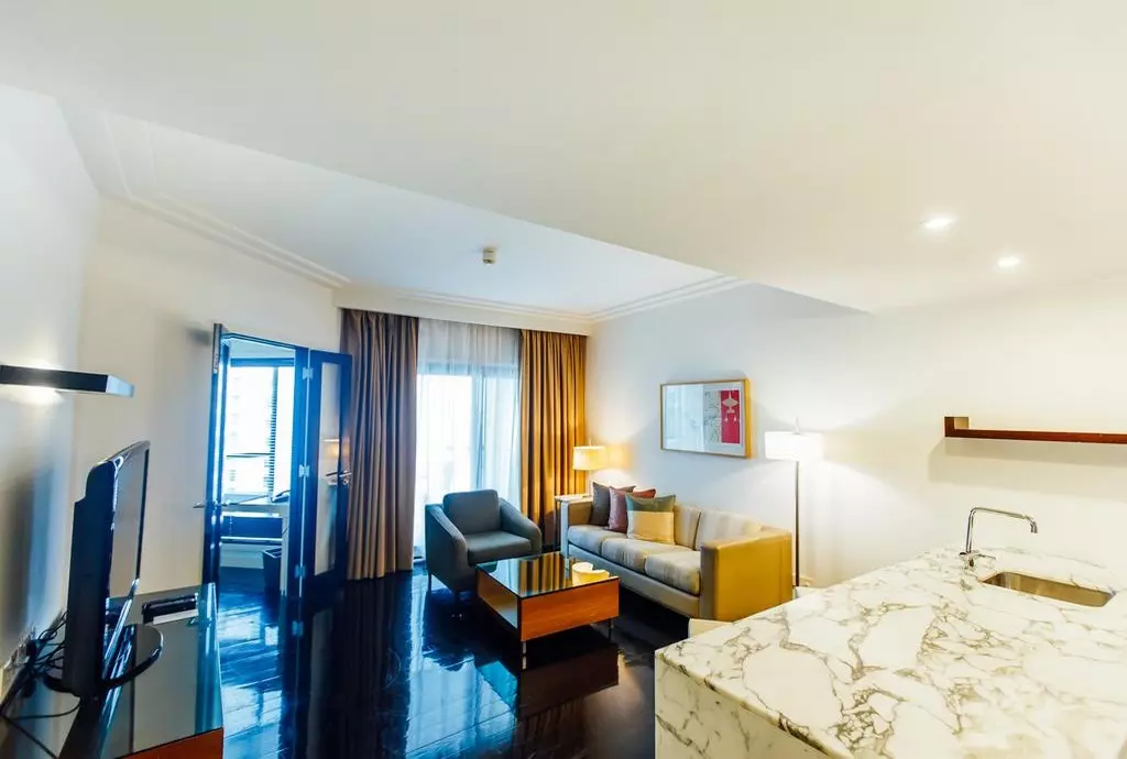 westin_hotel_kuala_lumpur_shabavizparvaz_02.jpg