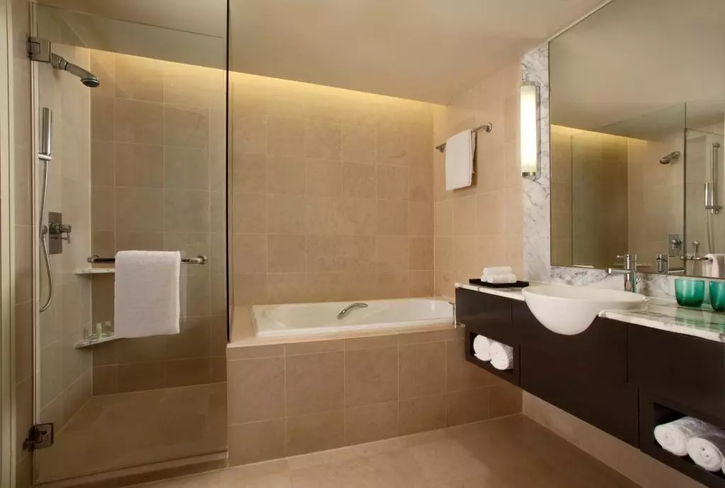 westin_hotel_kuala_lumpur_shabavizparvaz_18.jpg