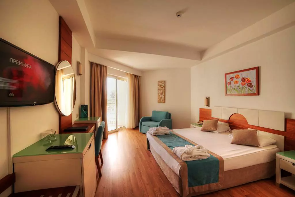 zena_resort_hotel_kemer_shabavizparvaz_05.jpg
