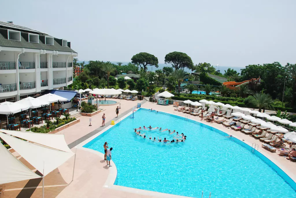 zena_resort_hotel_kemer_shabavizparvaz_17.jpg