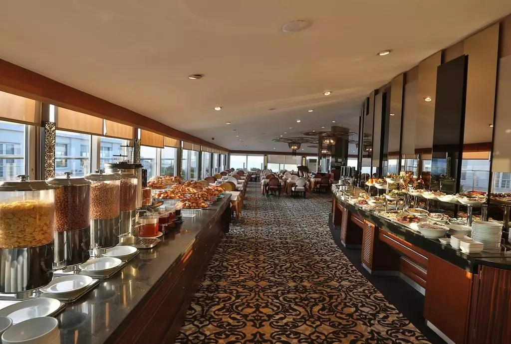 zurich_istanbul_shabavizparvaz_04.jpg