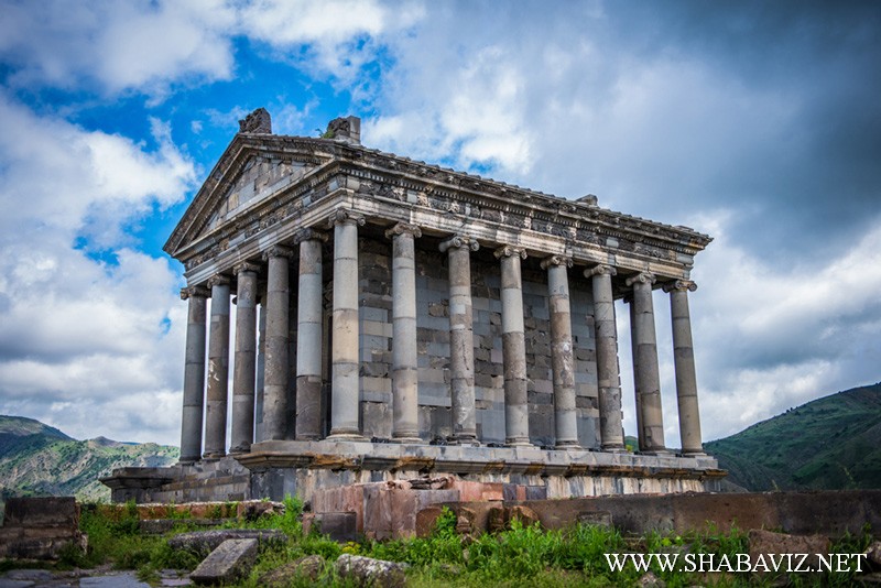 TEMPLE_OF_GARNI_1